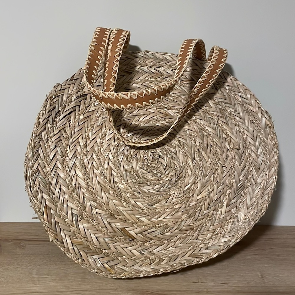 Straw bag. Never used